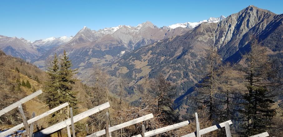 Aussichtspunkt "Glocknerblick" über der Glanzalm