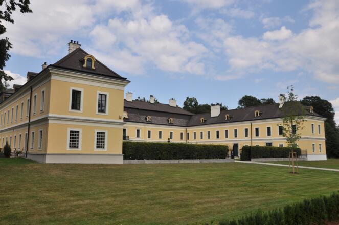 Schloss Rosenhof