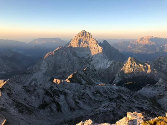 Abendlicher Blick vom Großen Hundstod auf den Watzmann