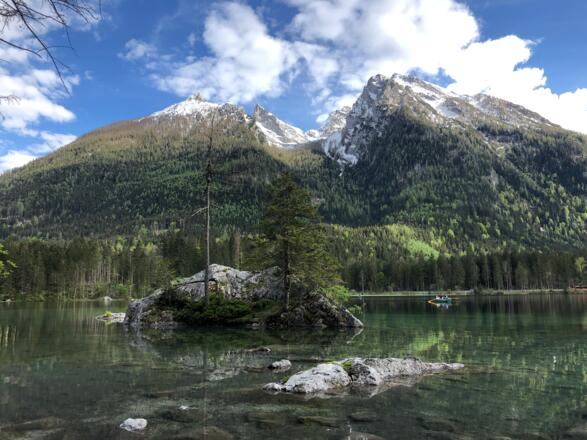 Blick vom Hintersee zum Hochkaltermassiv