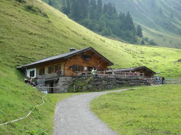 Die malerisch gelegene Alpe Dietersbach