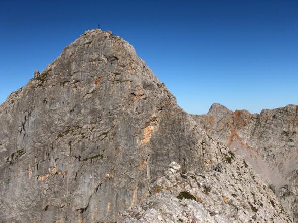 Auf dem Kirchdachgrat des Wildalmkichls