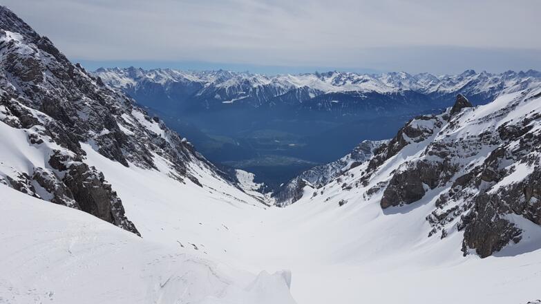 Blick vom Scharnitzsattel 2441m auf Imst