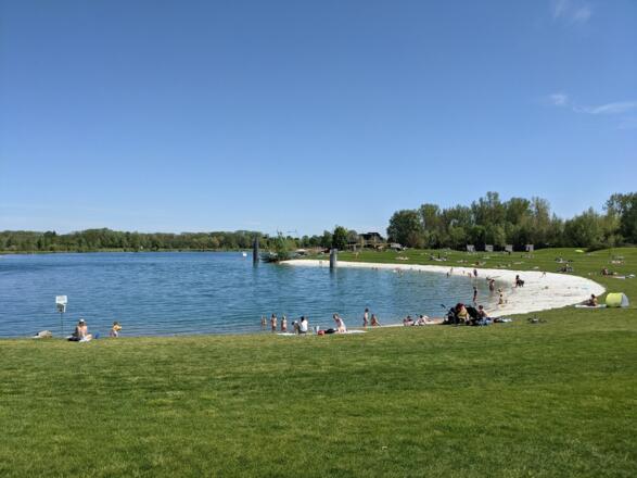 Herrlicher Blick auf die Badeseen