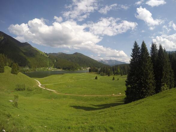 Aussicht auf den Spitzingsee am Ende der Tour