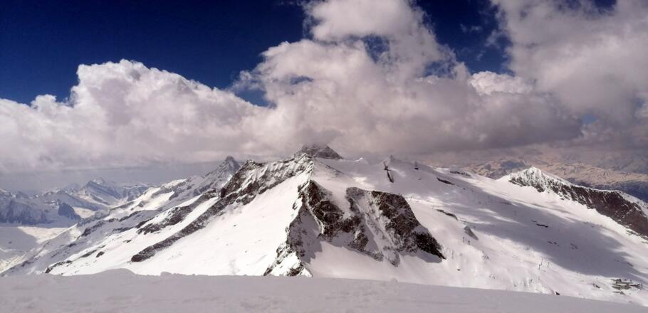 Blick Richtung Skigebiet Hintertuxer Gletscher
