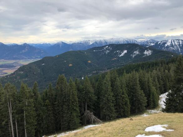 Blick ins Estergebirge