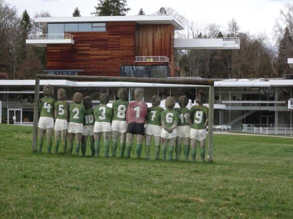 Buchheim Museum: Nationalmannschaft vor "Museumsschiff"