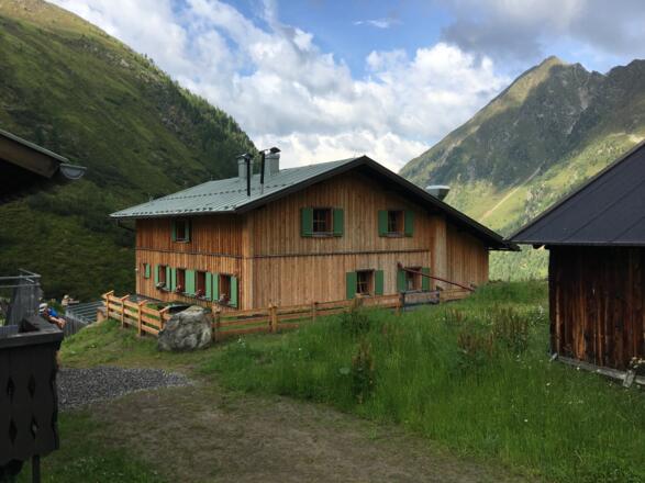 die Schweinfurter Hütte