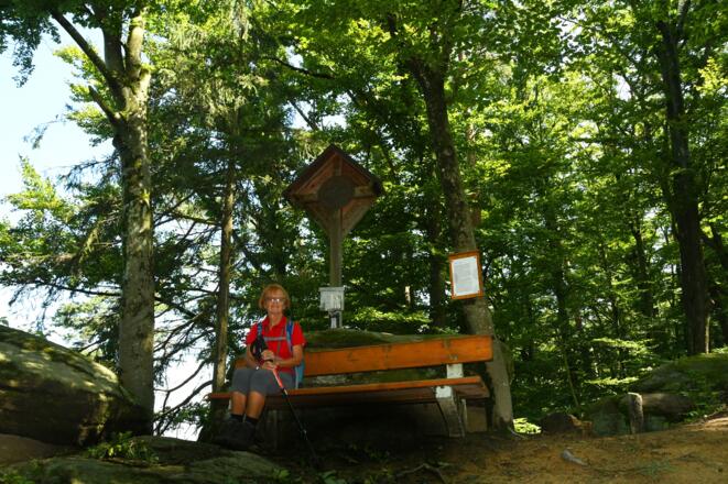 Weltstein - Gipfelkreuz