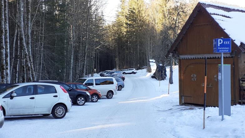 Parkplatz Schafferteich 870m