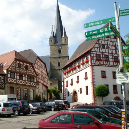 Zeil: Marktplatz, Pfarrkirche und Rathaus