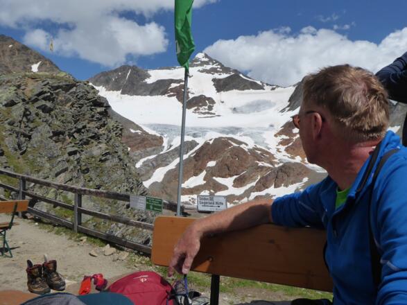 Blick von der Hildesheimer Hütte zum Pfaffenferner