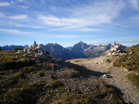 Übergang zum Prinz-Luitpold-Haus, im Hintergrund der Hochvogel
