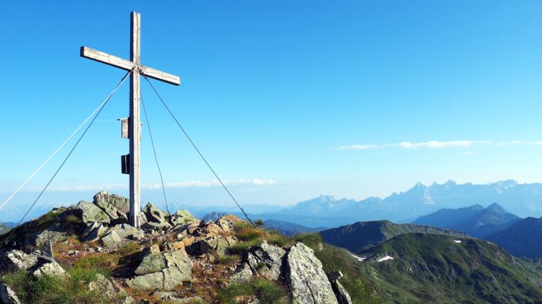 Gamskarlspitze 2411m, Dachstein im Hintergrund