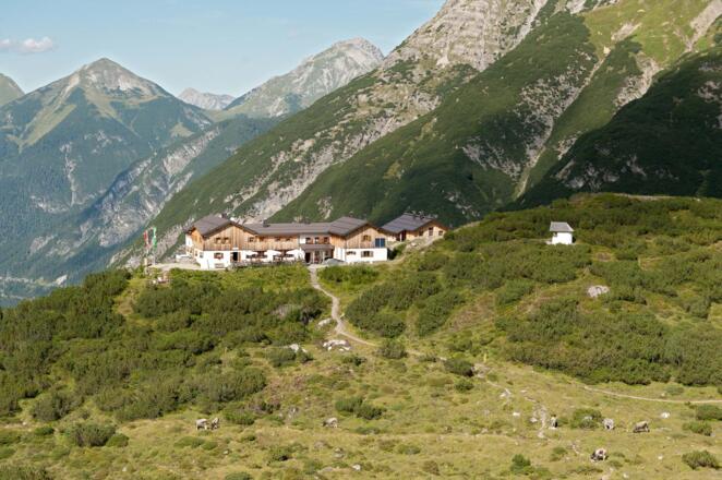 unser Ziel die Hanauer Hütte auf 1922m