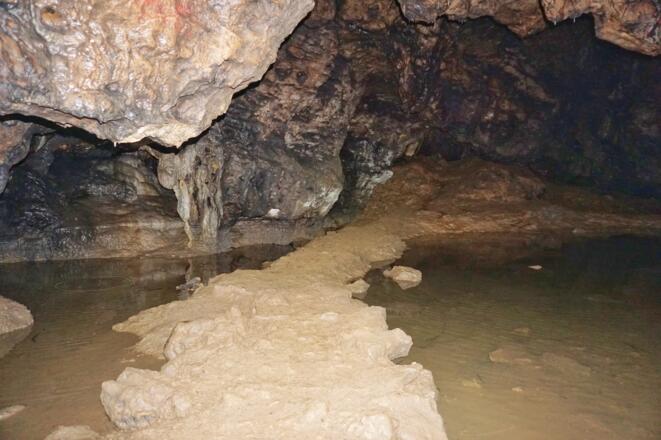 Die beiden Höhlenseen in der Geißlochhöhle