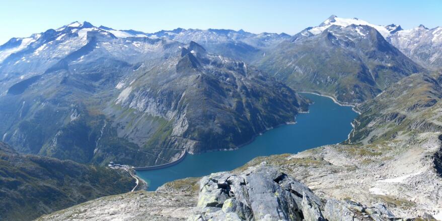 Kölnbreinsperre mit Hochalmspitze und Ankogel