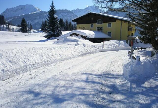 Haus Talblick - Ferienwohnungen + Gästezimmer