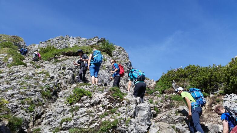 Der Aufstieg im Schrofengelände auf den Taubenstein