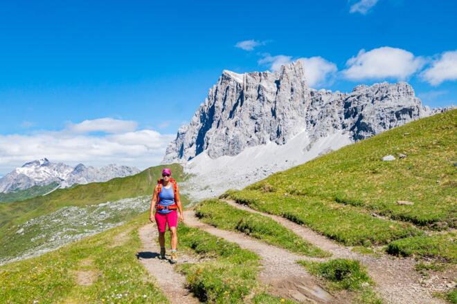 Auf der anderen Seite des Drusators geht es weiter Richtung Carschinahütte.