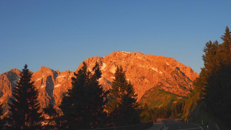 Sonnenaufgang am Hohen Göll