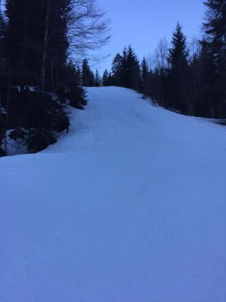 Aufstieg über die Piste