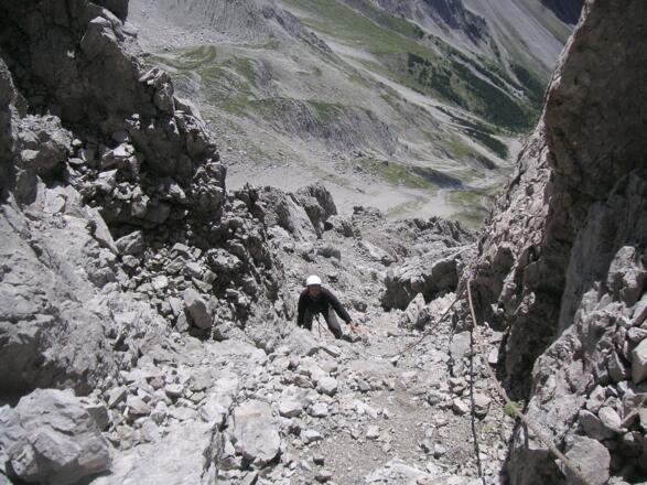 Schluchtartige Rinnen