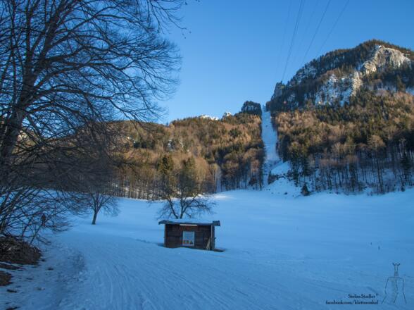 unter der Piste durch...