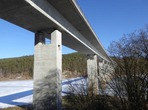 Eixendorfer Stauseebrücke