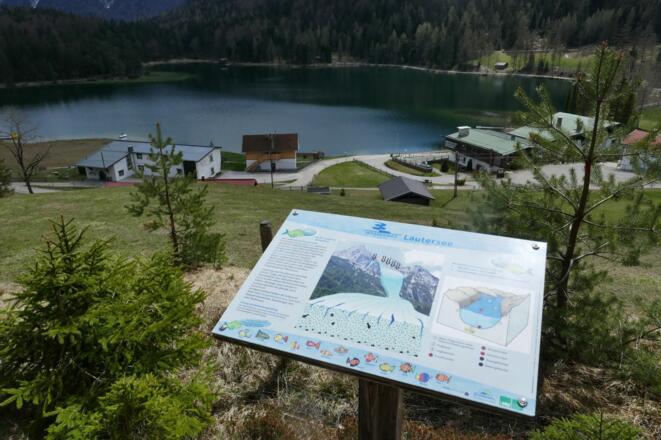 Gletscherkunde am Lautersee mit Hotel und Seehof Lautersee direkt am Ufer