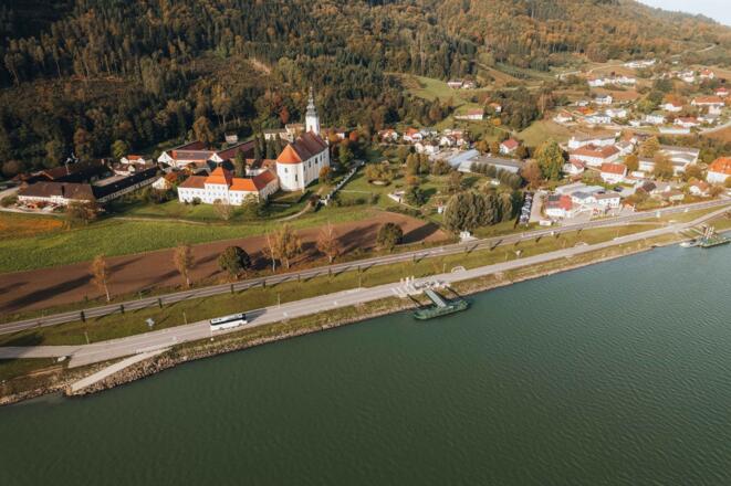 Schiffsanlegestelle Engelhartszell III