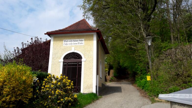 Kapelle ~275m "Im Weingarten", steile Schiebestrecke-Beginn