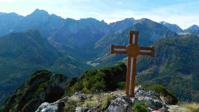 Kreuz auf der Kampermauer