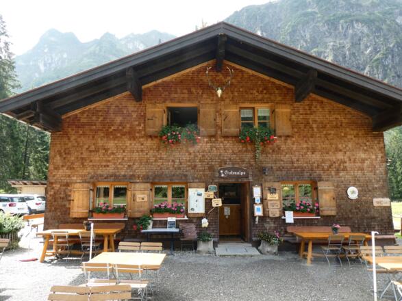 weitere Einkehrmöglichkeit in der Unteren Gutenalpe