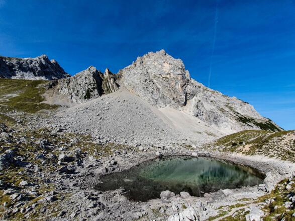 Brendlisee mit Vorderem Taja-Kopf