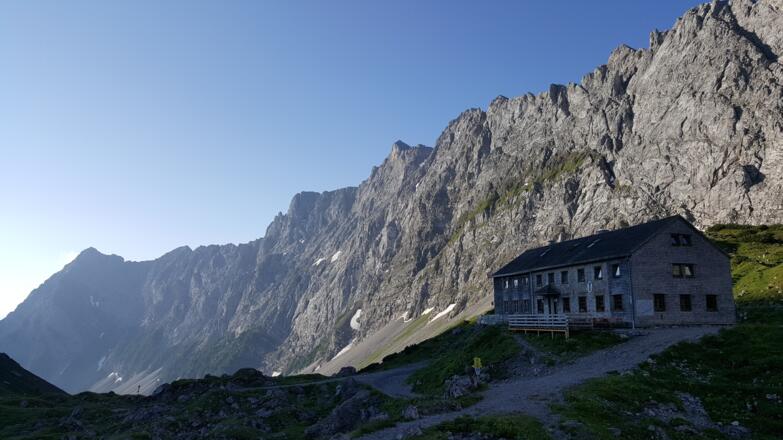 Lamsenjochhütte