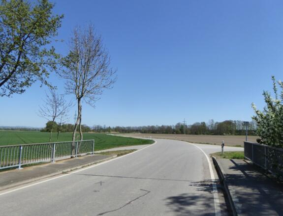 Weg nach Atting