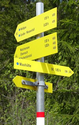 Wegweiser an der B11