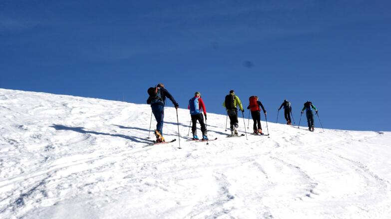 Von Forststraßen-Querung ~1120m zum Gipsbruch