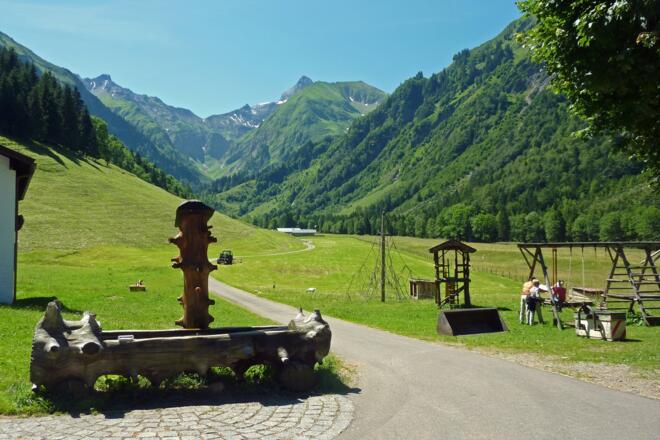 Blick von der Spielmannszug ins Trettachtal