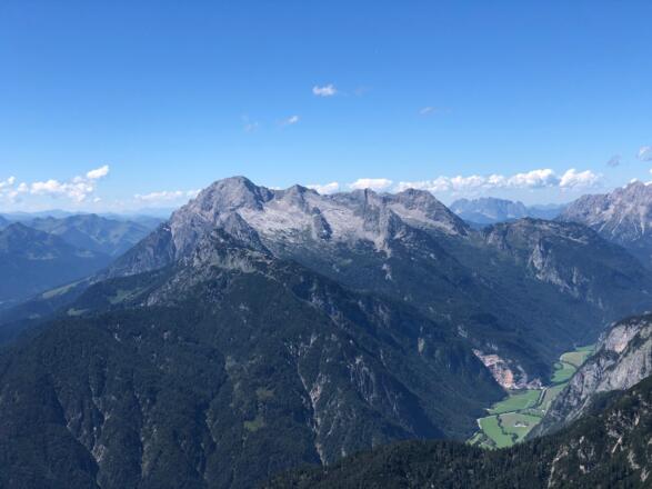 Die Leoganger Steinberge mit markanten Gletscherspuren