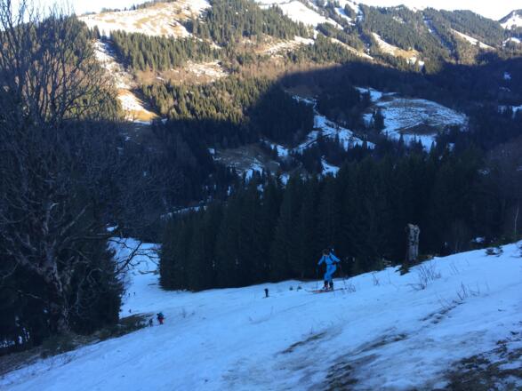 am Hochgrat teilweise eisig und schon wenig Schnee
