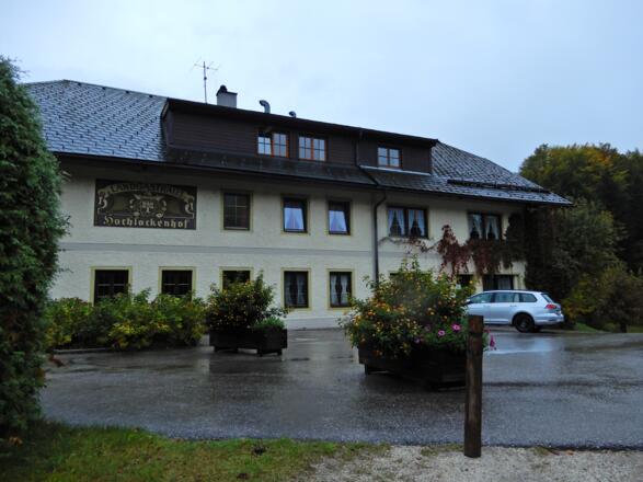 ZumEinkehren, der Hochlackenhof