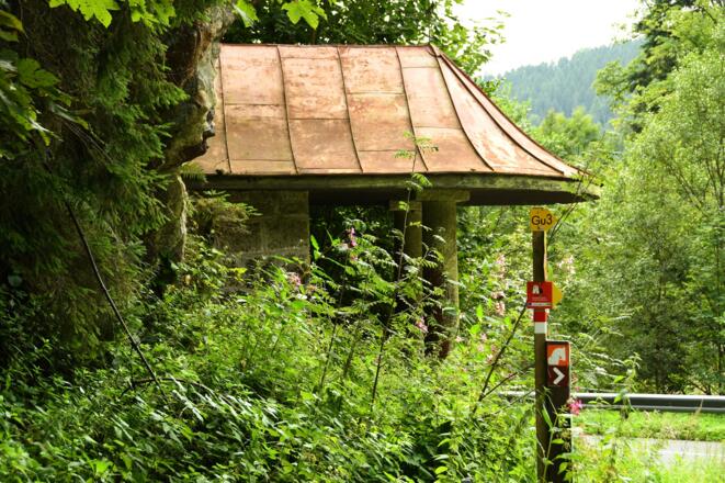 Ehemalige Kapelle im Bereich der Brücke Waldaist-Stampfenbach