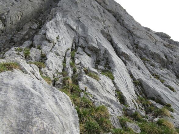 Einstieg zur Klettertour Prechtig bei Klebehaken