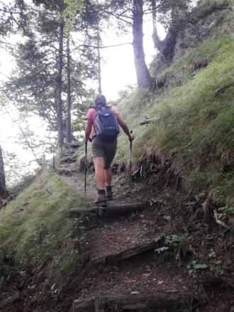 steiler Gipfelsteig