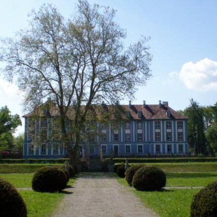 Blick zum Blauen Schloss in Obernzenn