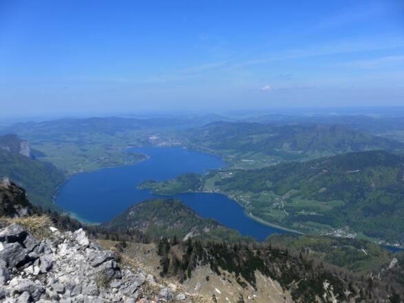 Mondsee vom Gipfel der Spinnerin