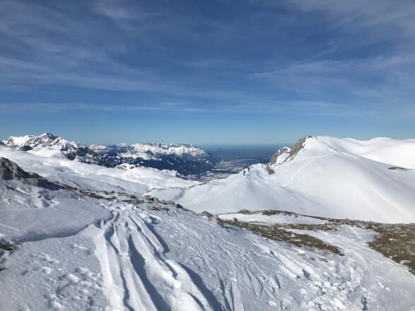 Blick beim Scheiblingbühel auf Salzburg, Untersberg und die letzten Meter zum Gipfel
